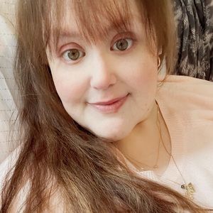 Meet your Posher, Lexie